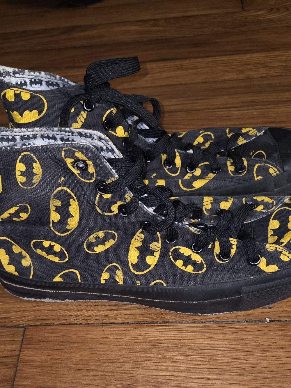 Vintage 1989 Batman Logo High Top Converse